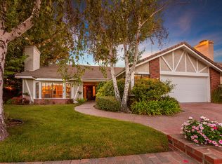 5701 Middle Crest Dr, Agoura Hills, CA 91301