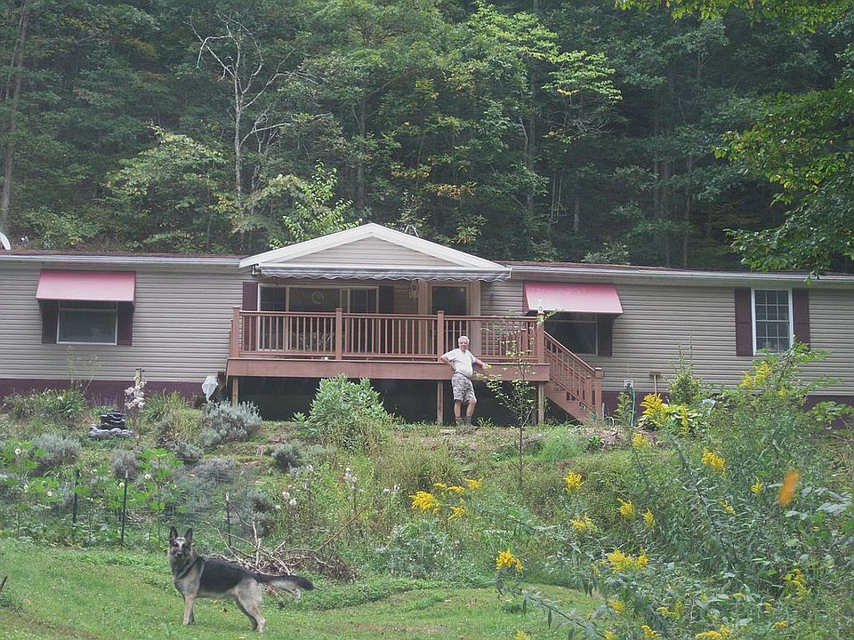 front of home from driveway