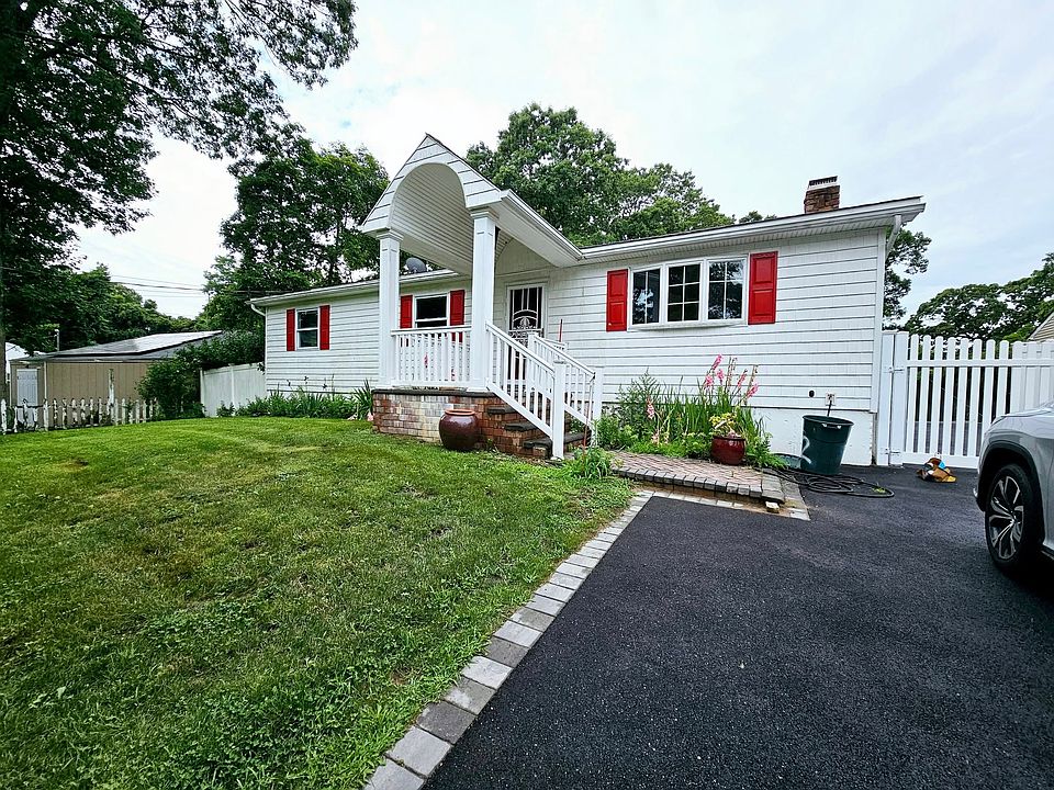 1st image of 12 Nord Park Blvd