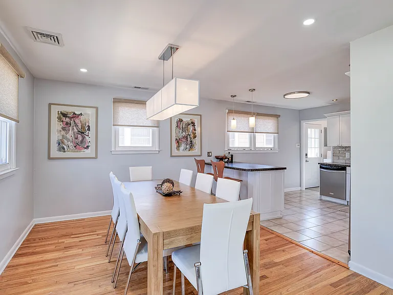 7000 Winchester Ave — Photo 12