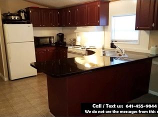 1846 W 2nd St TRLR 6, Ottumwa, IA 52501