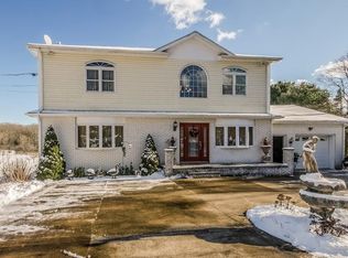 109 Hailes Hill Rd, Swansea, MA 02777