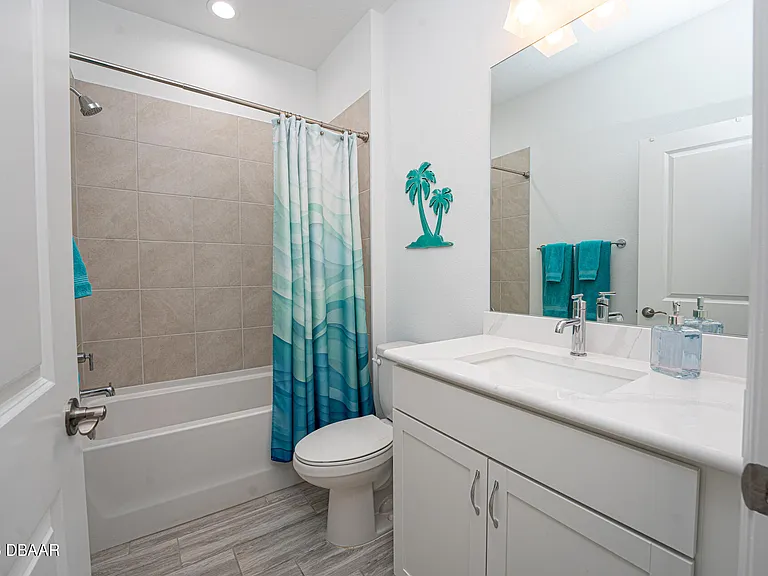 375 Latitude Dr — Photo 17