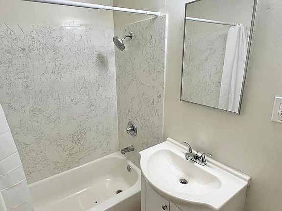 2nd image of 1433 Judah St #1