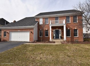 S488 Grengs Ln, Geneva, IL 60134