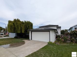 1827 Sinclair Dr, Pleasanton, CA 94588