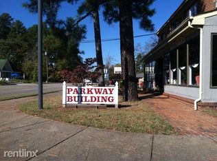 207 Parkway Dr, Williamsburg, VA 23185