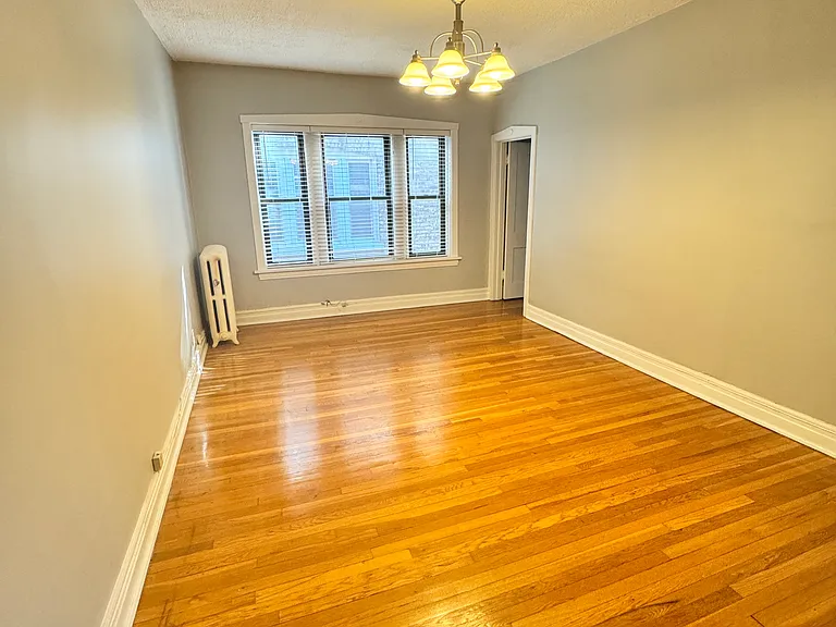 812 Carpenter Ave — Photo 4