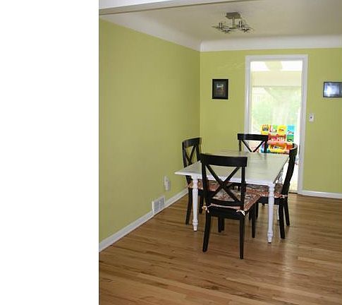 5th image of 437 Parkside Dr