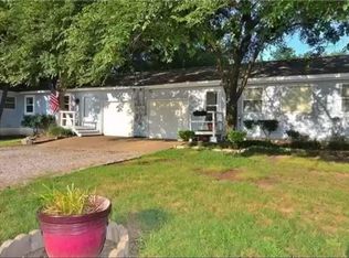 303 N Broad St #305, Cedar Hill, TX 75104