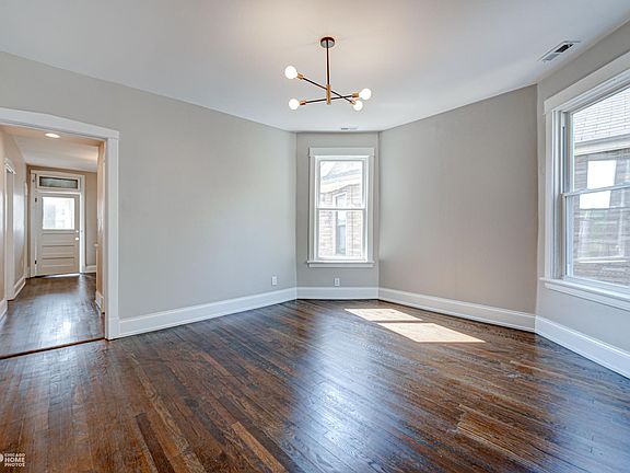 5th image of 2711 N Monticello Ave Unit 2