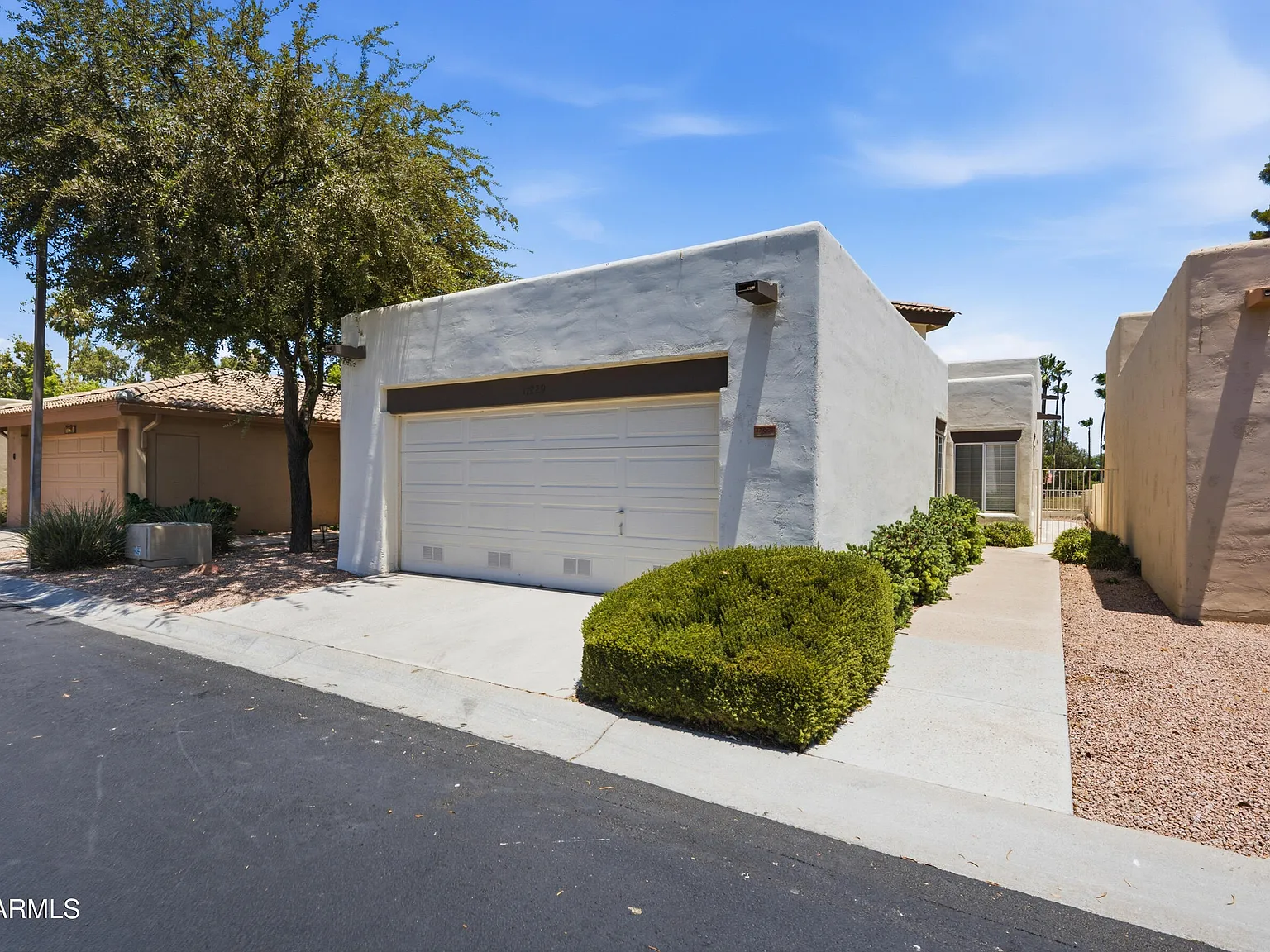 2 bed, 2.0 bath, 1408 sqft, $2,250 — Photo 1