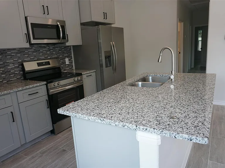 10088 Calandar — Photo 7