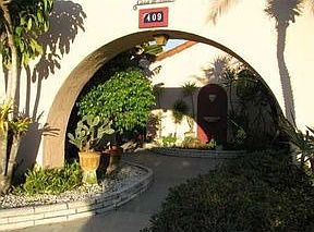 5th image of 409 Harbor Dr S