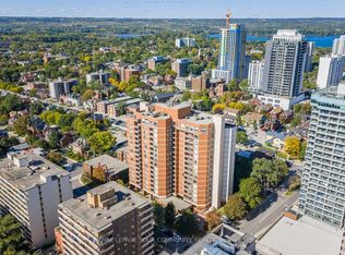 222 Jackson St W #PENTHOUSE 3, Hamilton, ON L8P4S5