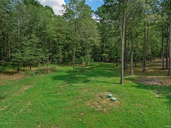 3rd image of 10139 Miller Dr