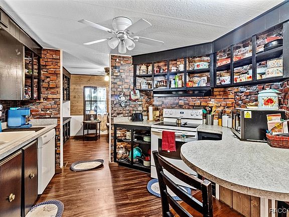 3rd image of 4380 E Louisiana Ln