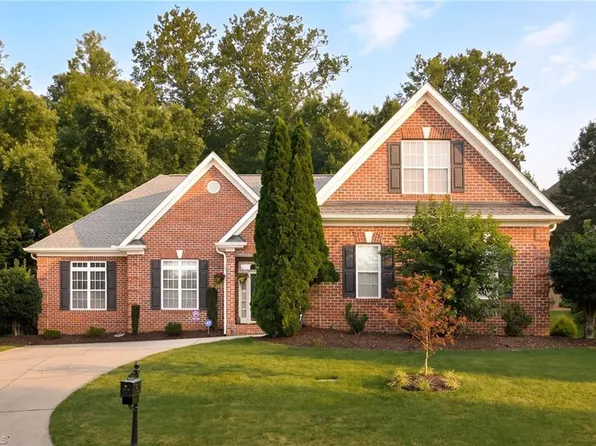 1007 Muirfield Ave, Clemmons, NC 27012