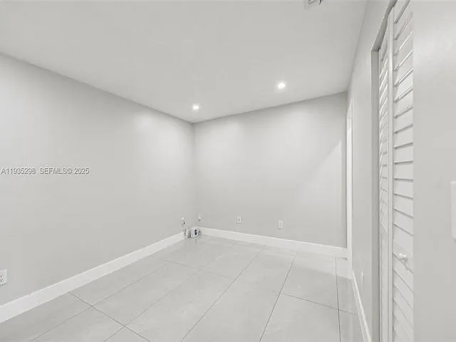 12237 SW 193rd St — Photo 10