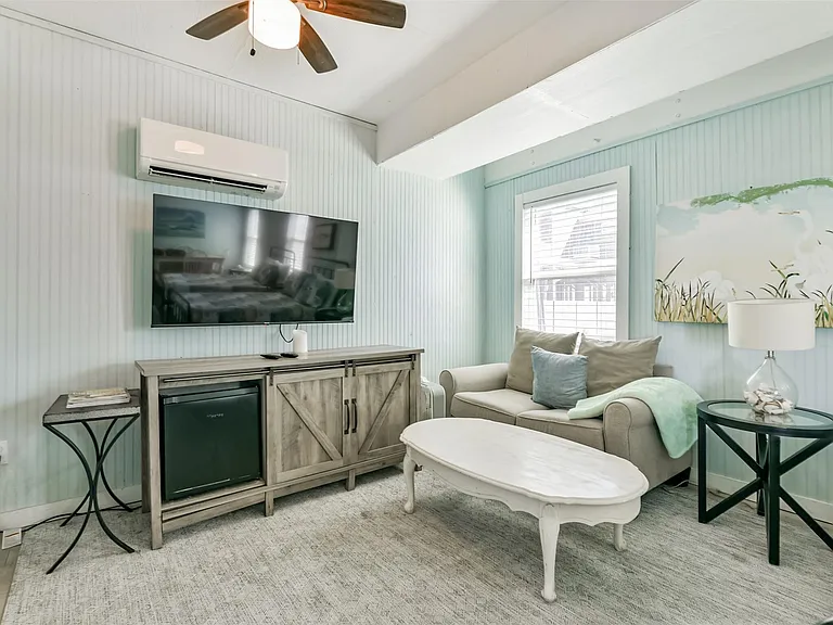 16904 Beachcomber Dr — Photo 37