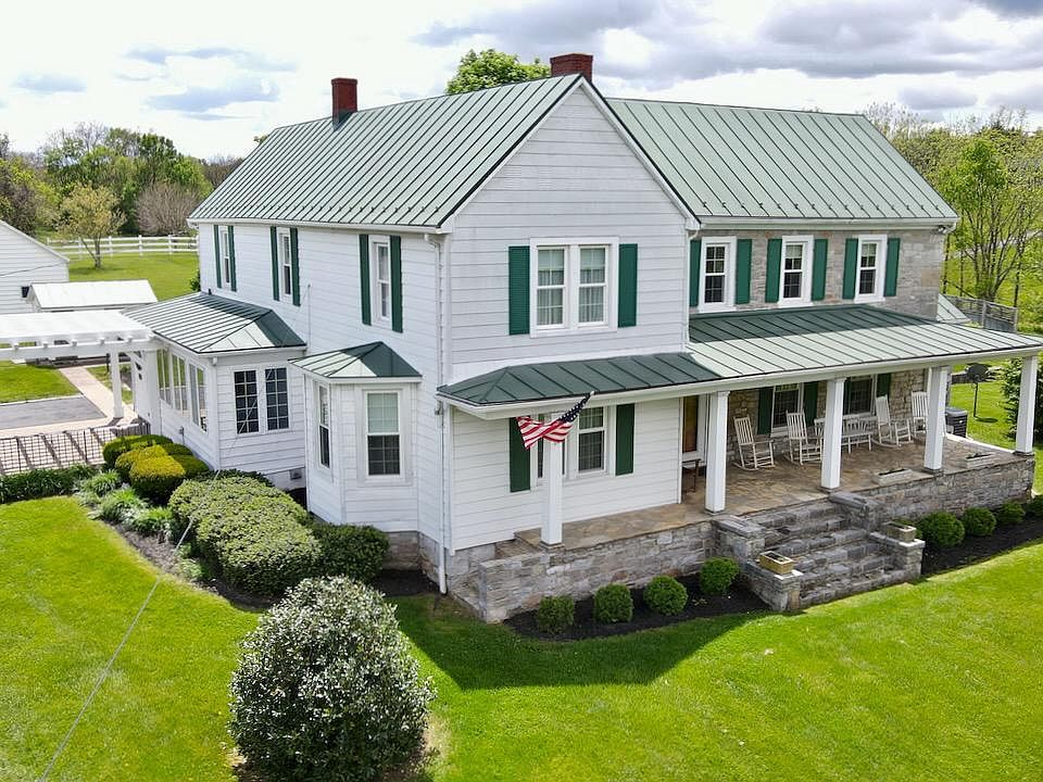 13585 Harry Byrd Hwy, Berryville, VA 22611 Zillow
