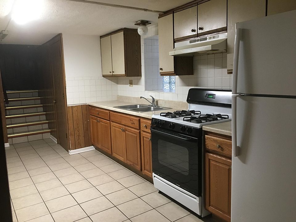 Attached kitchen and dinning area.