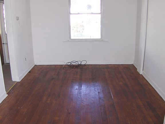 Living Room w/Hardwood