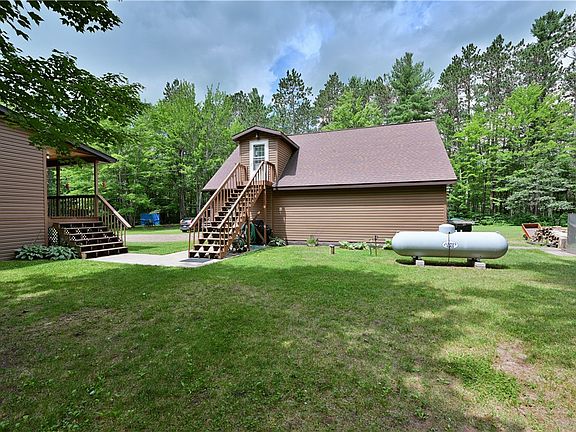 4th image of W684 N Beaver Lake Road