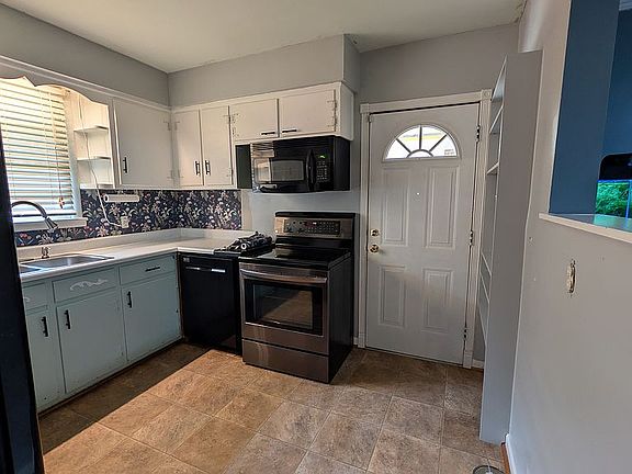 4th image of 6020 Catalina Dr