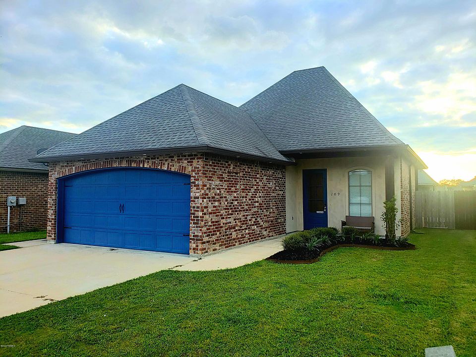1st image of 109 Cedar Mound Ln