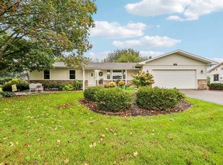 463 S Park St, Belleville, WI 53508