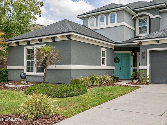 3rd image of 486 CLOISTERBANE Drive