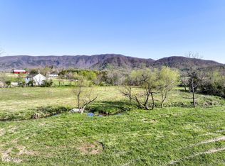 525 Kelley Gap Rd, Greeneville, TN 37743