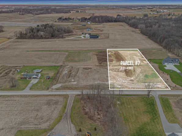 7 40th Ave, Zeeland, MI 49464