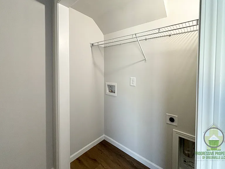 377 Echo Cir — Photo 7