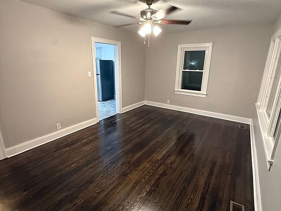 4th image of 412 Highland Cir