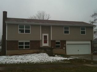 1248 Senate Cir, Radcliff, KY 40160