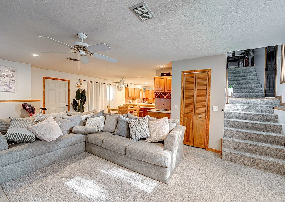 522 Seitz Dr, Salina, KS 67401 Zillow