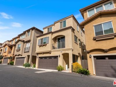 11926 Olive Glen Ln, Los Angeles, CA, 90047