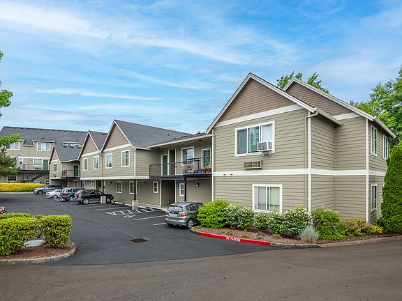 4th image of 1497 NE Market Dr #1547