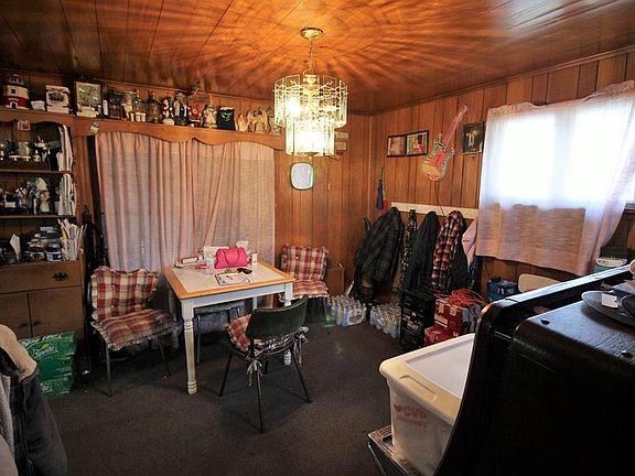 4th image of 1004 Harrison Ave