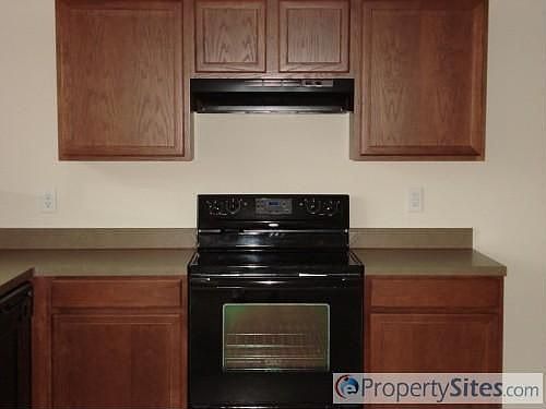 5th image of 338 Billingslea Dr