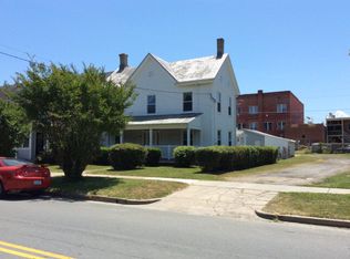 212 Randolph Ave, Cape Charles, VA 23310