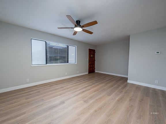 2nd image of 189 E Upjohn Ave