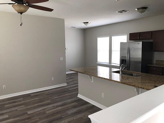 3rd image of 8549 Laureate Blvd #8551