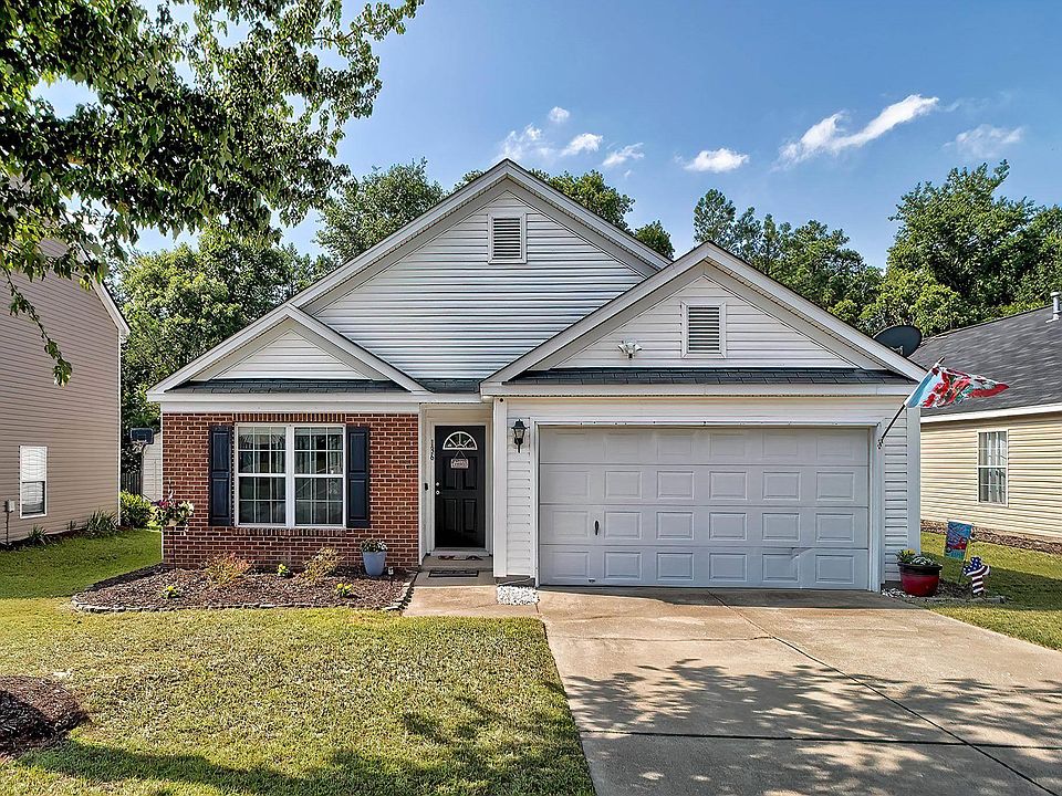 1st image of 136 Richmond Farm Cir