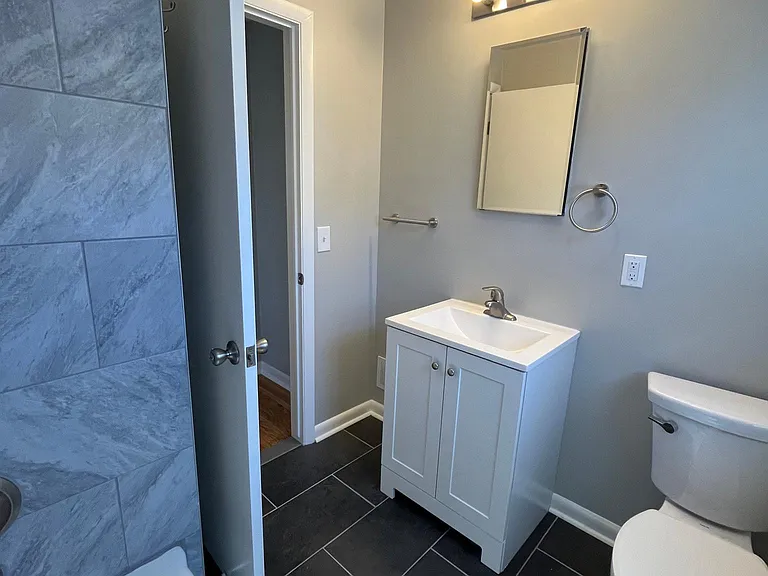 213 Magnolia Ave #B — Photo 16