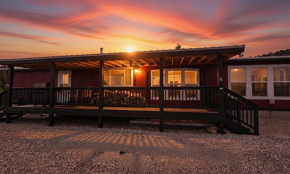 1st image of 1010 Juniper Loop