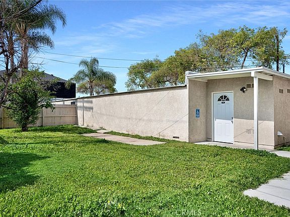 5th image of 15701 Brighton Ave