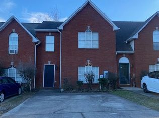 104 Rocky Ridge Dr, Helena, AL 35080